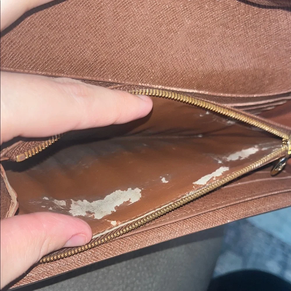 Louis Vuitton Monogram Turnlock Wallet